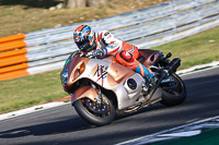brands-hatch-photographs;brands-no-limits-trackday;cadwell-trackday-photographs;enduro-digital-images;event-digital-images;eventdigitalimages;no-limits-trackdays;peter-wileman-photography;racing-digital-images;trackday-digital-images;trackday-photos
